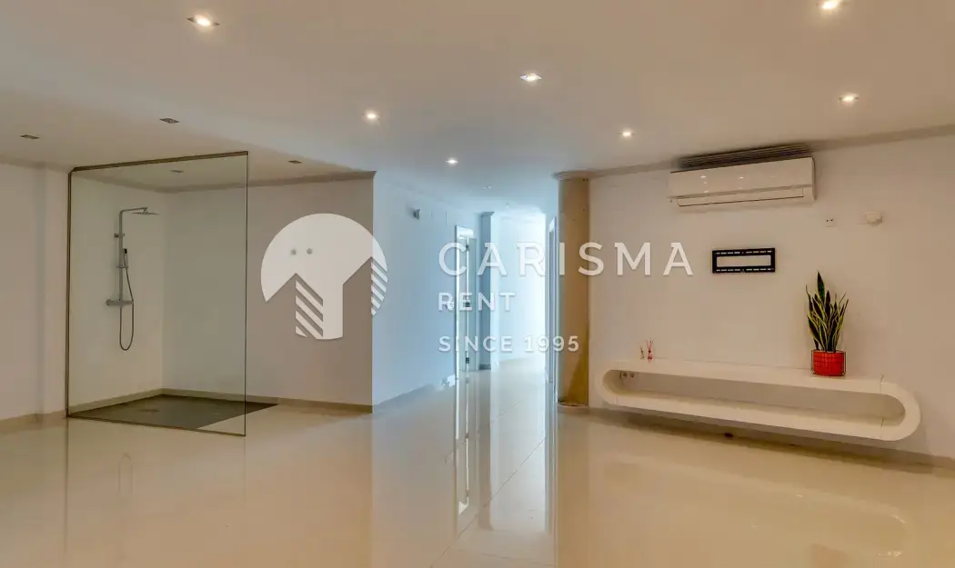 Premium-class villa, panoramic sea and mountain views, luxury neighborhood, Benissa