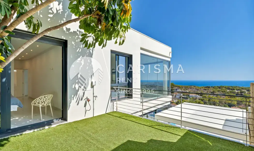 Premium-class villa, panoramic sea and mountain views, luxury neighborhood, Benissa