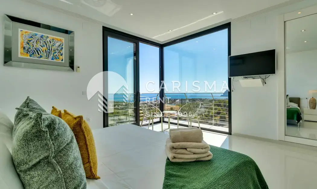 Premium-class villa, panoramic sea and mountain views, luxury neighborhood, Benissa