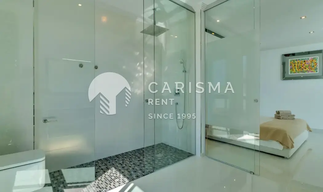 Premium-class villa, panoramic sea and mountain views, luxury neighborhood, Benissa